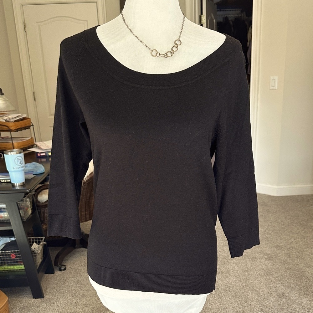 Talbots Scoop neck, 3/4 Raglan Sleeve Black Sweater, Medium, EUC